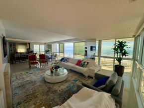 Apartamento 3 suítes em Torres frente MAR